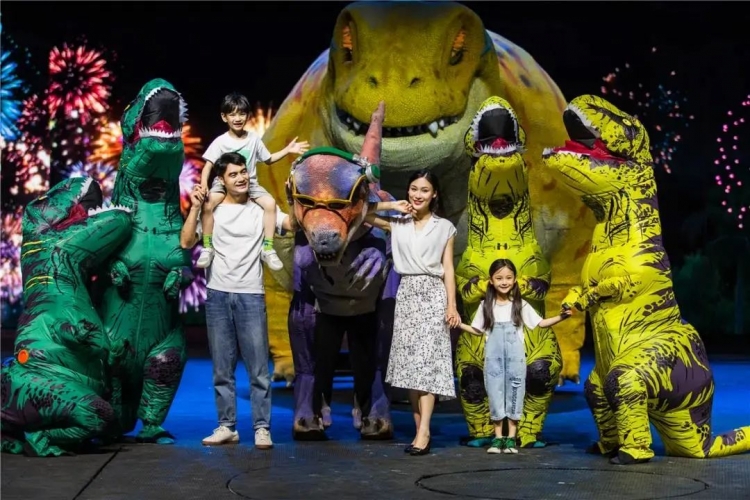 六一恐龙派对登场，来丽江千古情景区，看恐龙秀，玩恐龙趴，市民特惠96元起