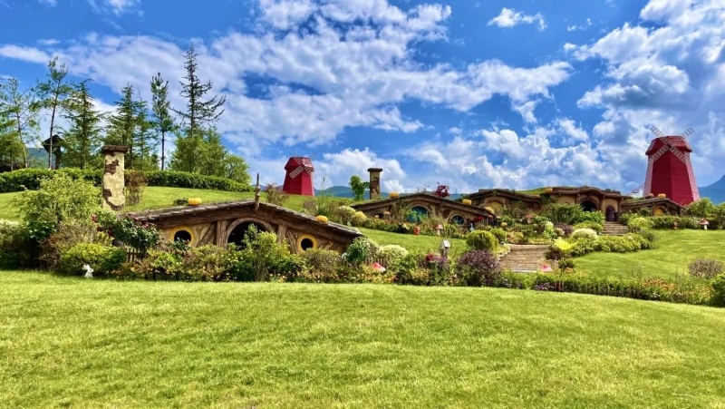 六一恐龙派对登场，来丽江千古情景区，看恐龙秀，玩恐龙趴，市民特惠96元起