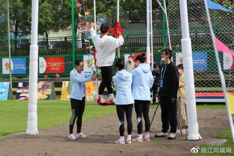 明日开赛！运动员适应场地  积极备战云南省第十二届民族运动会 (2).jpg