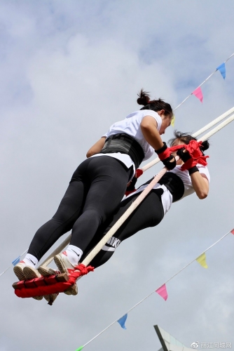 明日开赛！运动员适应场地  积极备战云南省第十二届民族运动会 (4).jpg