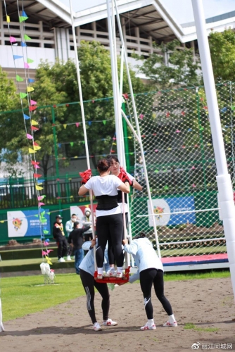 明日开赛！运动员适应场地  积极备战云南省第十二届民族运动会 (5).jpg