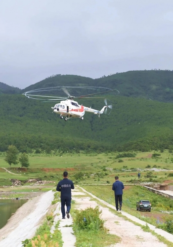 丽江护林航空开展应急救援训练