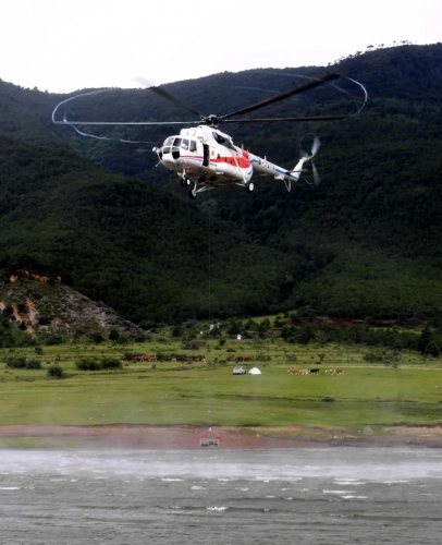 丽江护林航空开展应急救援训练