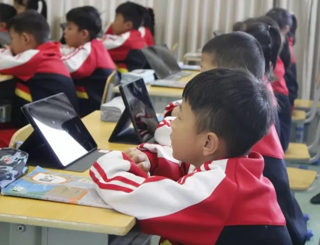 交流共享！这90余人在丽分享教学经验