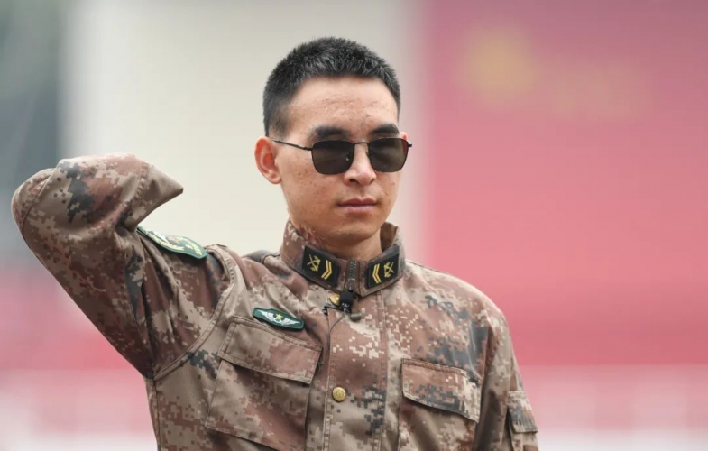 军强，则国安！