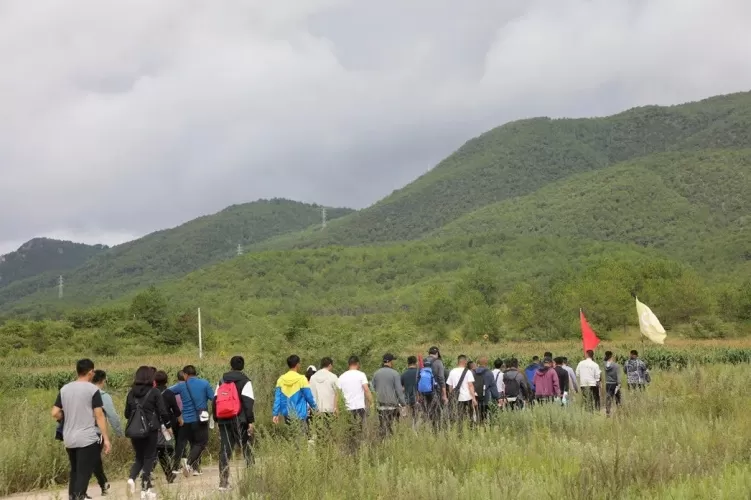 古城区投控集团开展“八一”建军节系列活动