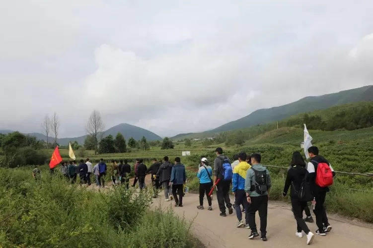 古城区投控集团开展“八一”建军节系列活动