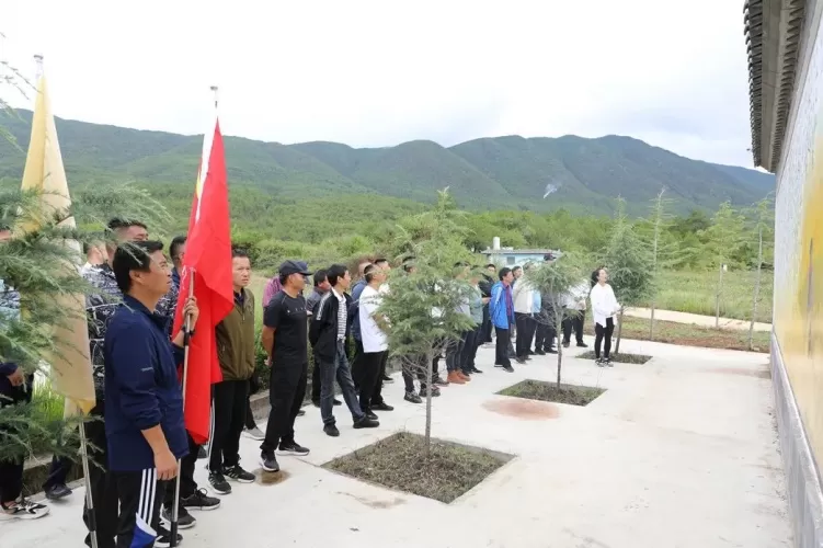 古城区投控集团开展“八一”建军节系列活动