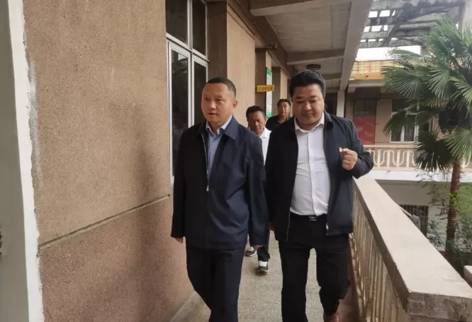 张伟调研宁蒗县林业局（天保一二三分局）工作开展情况