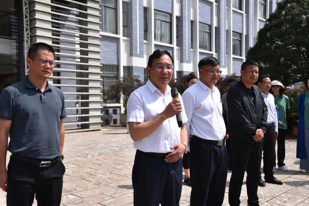 市领导调研省民族运动会第三阶段赛场准备情况 (2).jpg