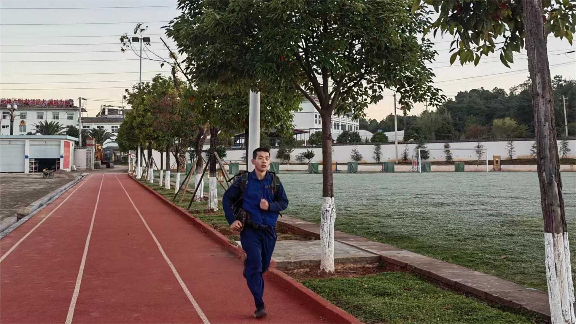 丽江支队玉龙大队一中队巧用“三个一”做好学员实习工作 (4)(1).jpg