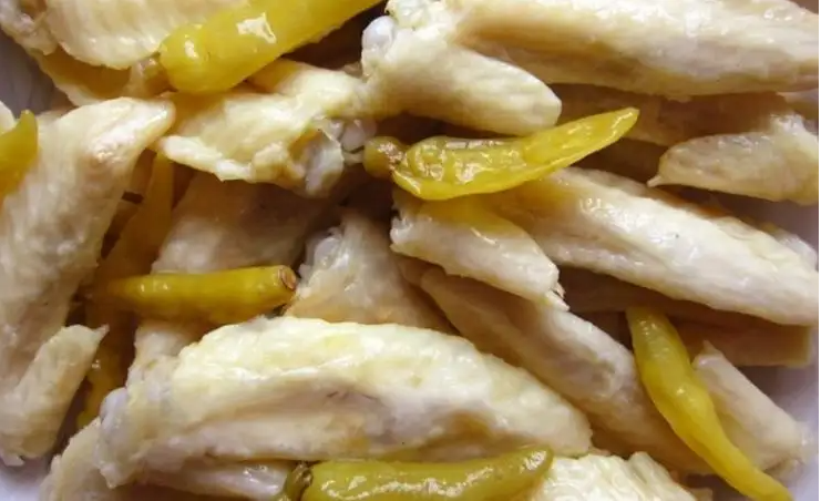 云南曝光23批问题食品 丽江这家泡椒翅尖不合格！