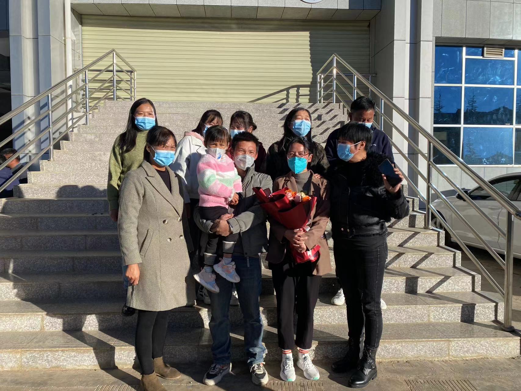 去时无畏，归来无恙  丽江市援瑞核酸采样队80人圆满完成各项任务 (7).jpg