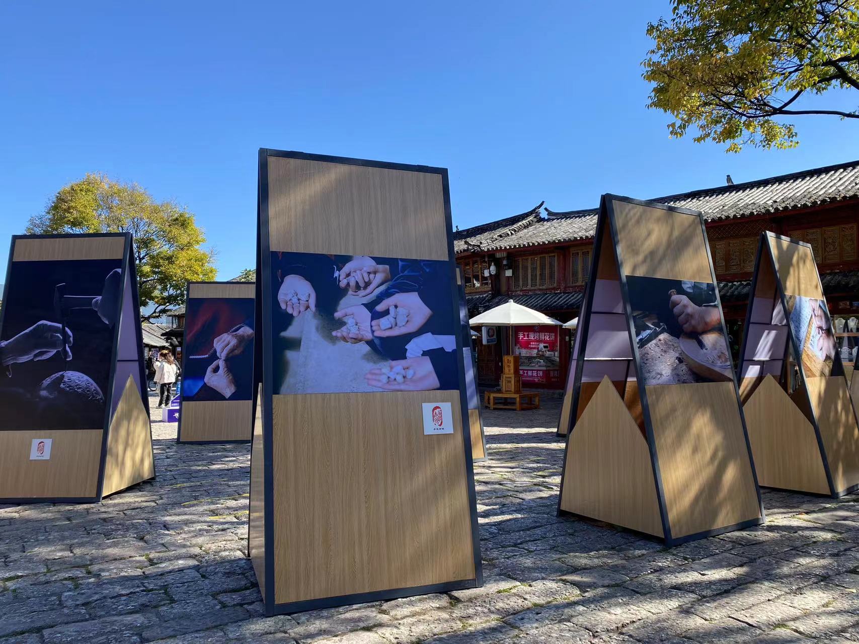 数百张照片 看尽丽江古城的似水流年 (4).jpg