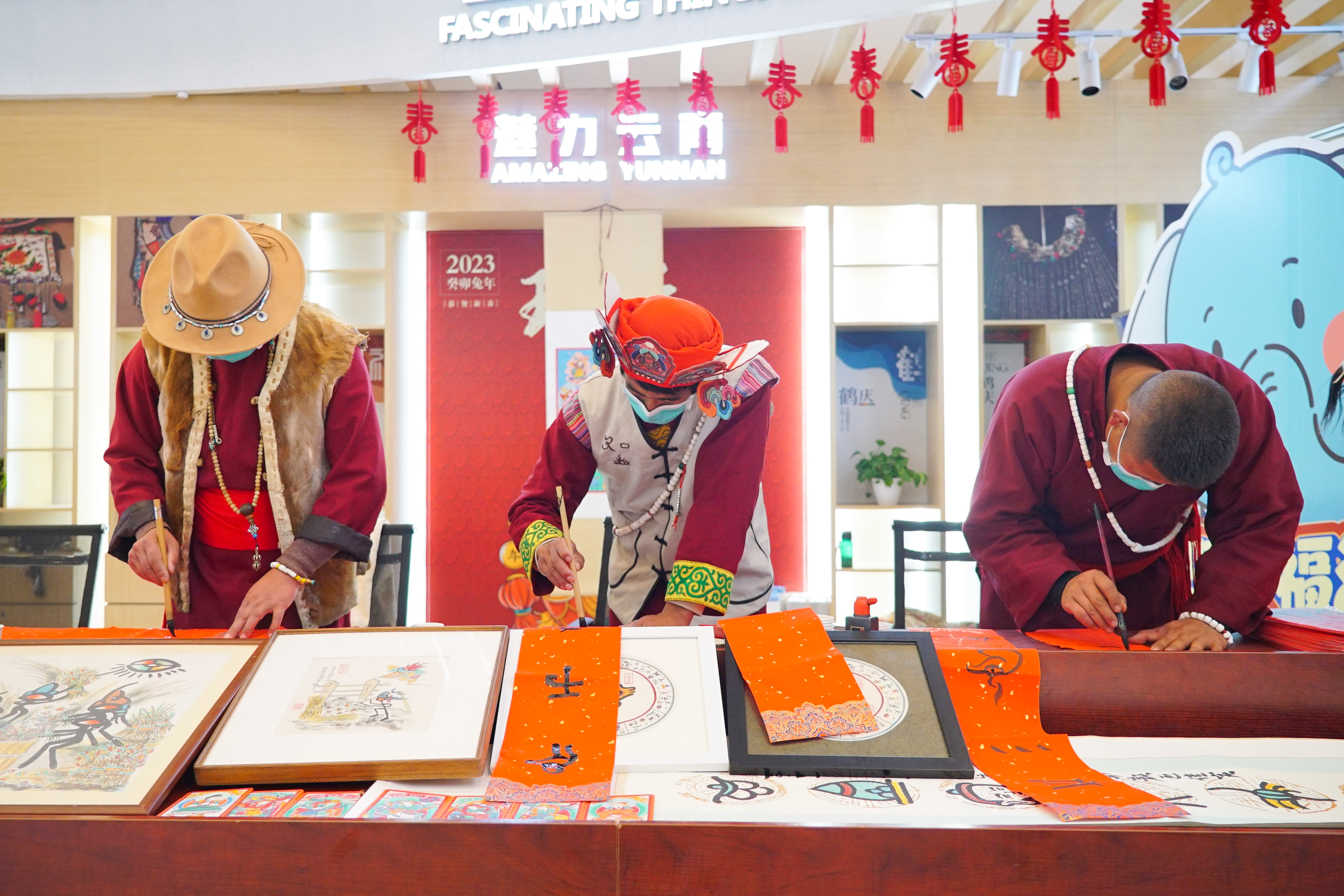 丽江旅游品牌宣传推介活动在昆明长水国际机场举行 (1).jpg