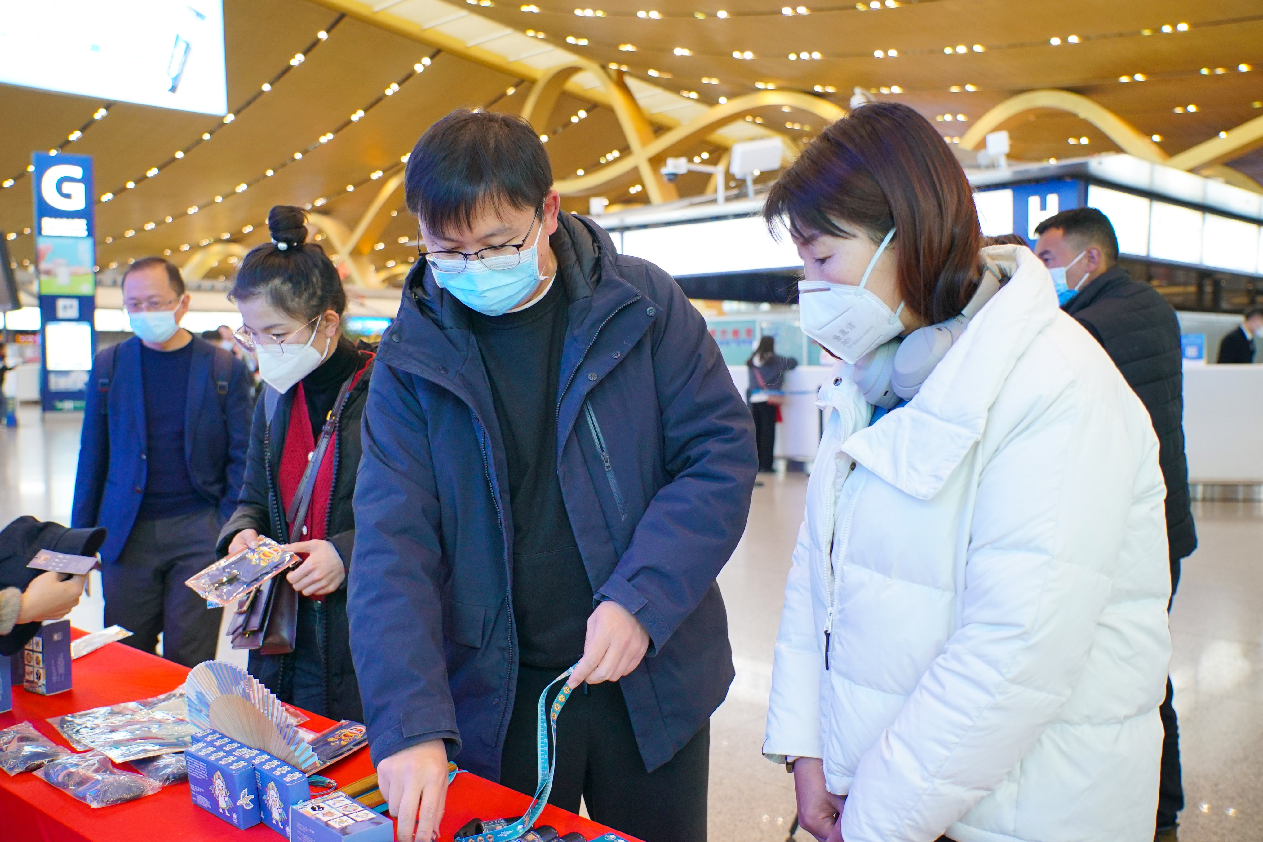 丽江旅游品牌宣传推介活动在昆明长水国际机场举行 (2).jpg