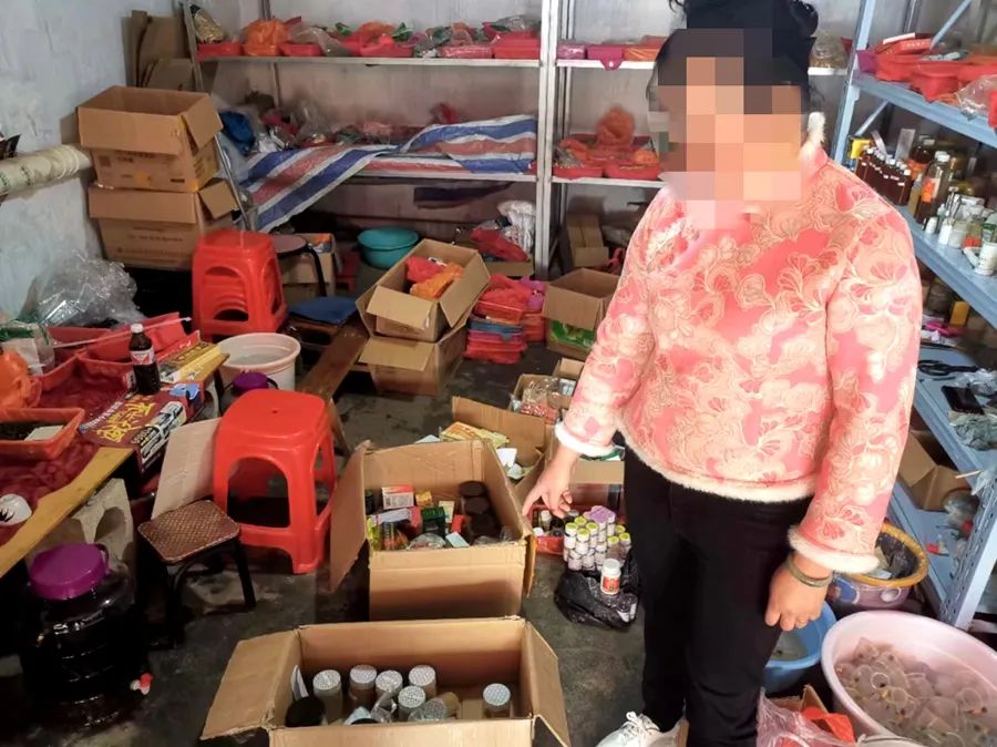 “祖传秘方”竟然是中药随意勾兑西药  宁蒗不少人买了 (2).jpg