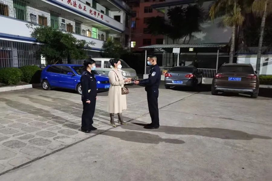 平板电脑被盗  案发到破案仅用8小时 (2).jpg