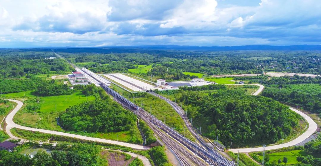 明天在丽江将有重大新闻发布！ (3).jpg