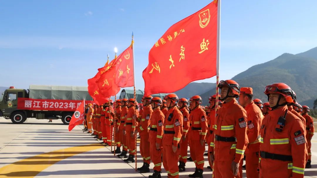 丽江吹响“无火清明”行动集结号 (1).jpg