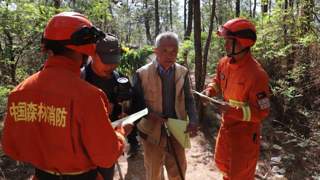 丽江吹响“无火清明”行动集结号 (3).jpg