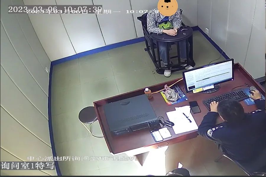 华坪一男子赌博输掉几万元 报警自首.jpg