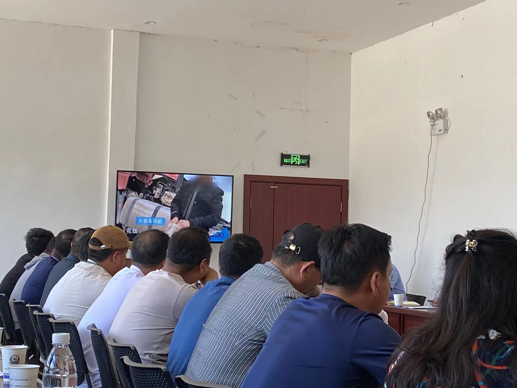 “强管理 守底线”  丽江开展警示教育  强化机动车检验机构监管 (2).jpg