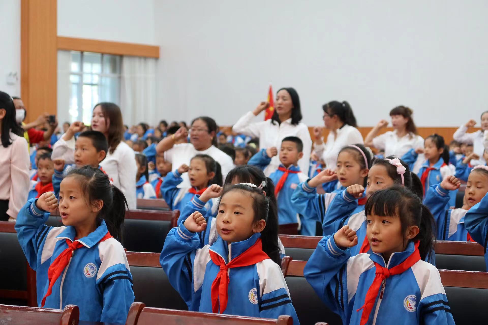 “学习二十大 争做好队员”  丽江市举办“六一”示范性主题队日活动 (3).jpg