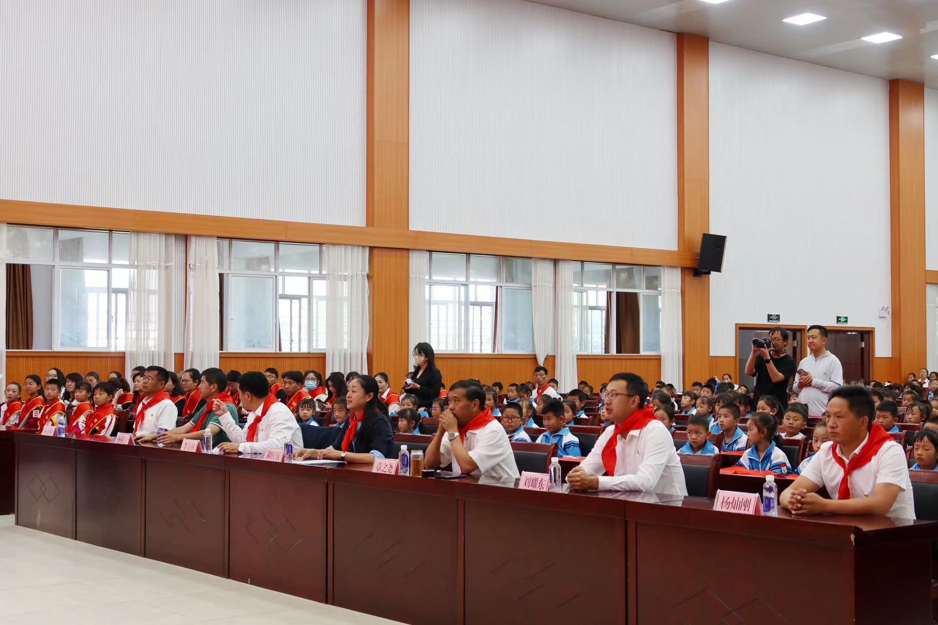 “学习二十大 争做好队员”  丽江市举办“六一”示范性主题队日活动 (9).jpg