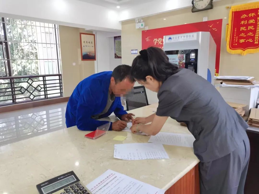 212152元  11名农民工的工资要回来了！.jpg