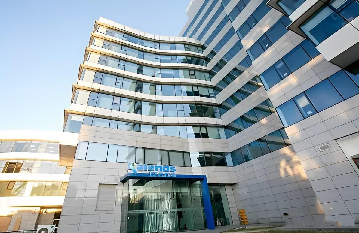 丽江两位大富豪 其中一位半年暴涨128亿 他靠的什么？4.jpg