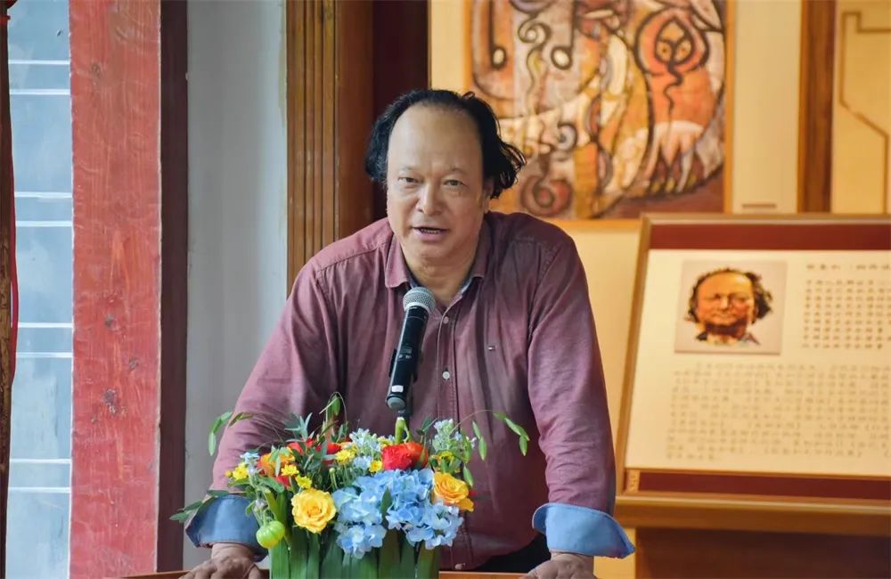 张春和绘画作品陈列馆再东巴王国景区京开馆  此馆免费对外开放 (2).jpg