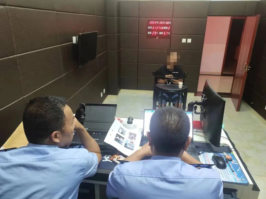 恋情遭反对 男子杀害女友潜逃22年  丽江警方终抓获 (5).jpg