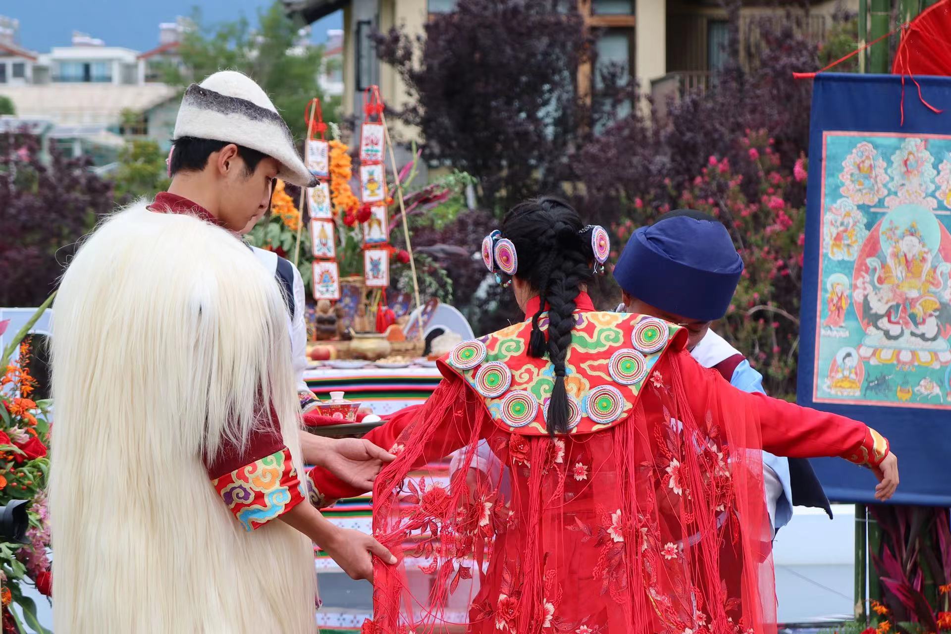 丽江金林温德姆至尊豪廷全别墅度假酒店和丽江金林豪生大酒店举行双品牌运营两周年庆典 (7).jpg