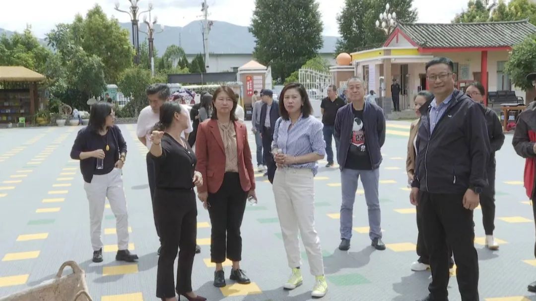上海杨浦区教育局调研玉龙县教育发展，加强沪滇教育合作 (3).jpg