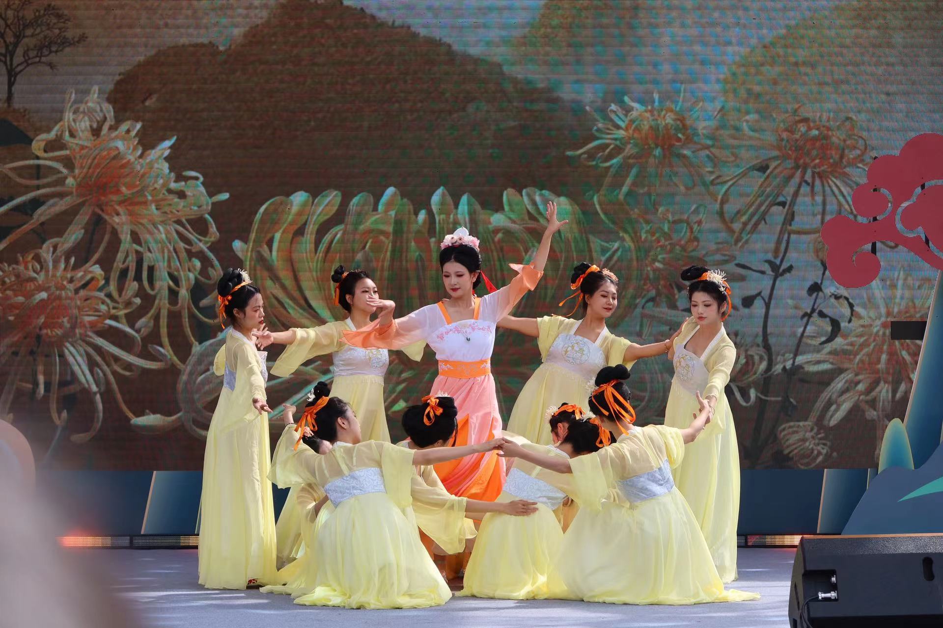 9月28日至10月2日  来丽江古城赏菊美景 感受国风魅力 (10).jpg