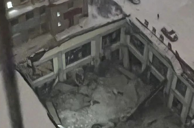 佳木斯坍塌体育馆3人遇难，负责人已被控制 (1).png