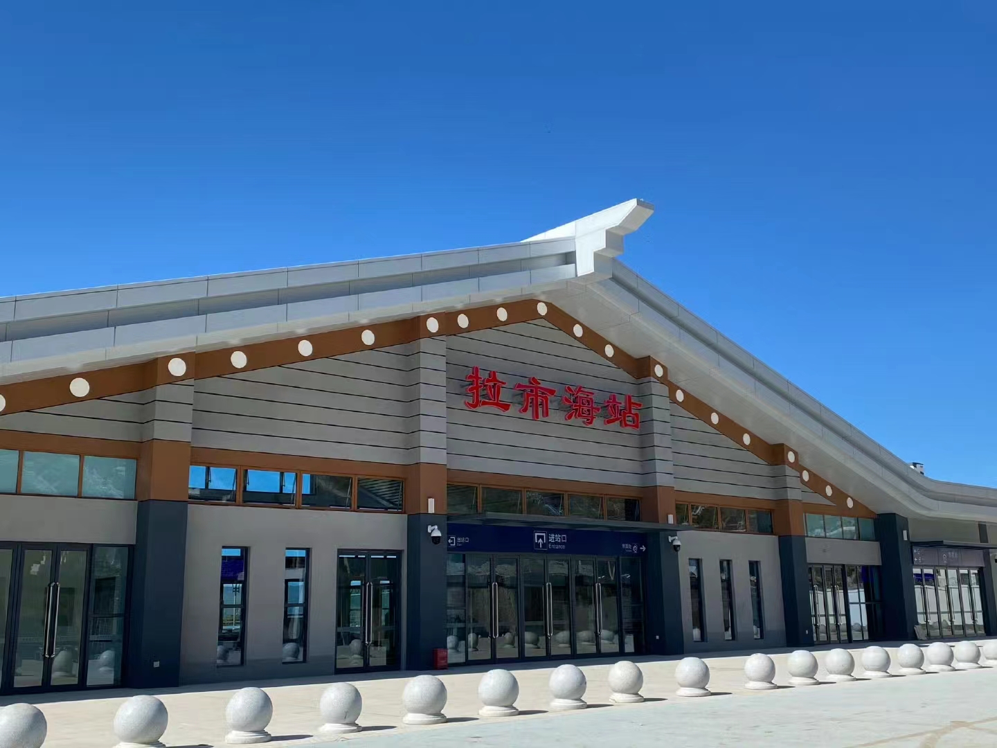 时间定了！丽香铁路11月26日开通运营，两地间最快1小时18分可达 (4).jpg