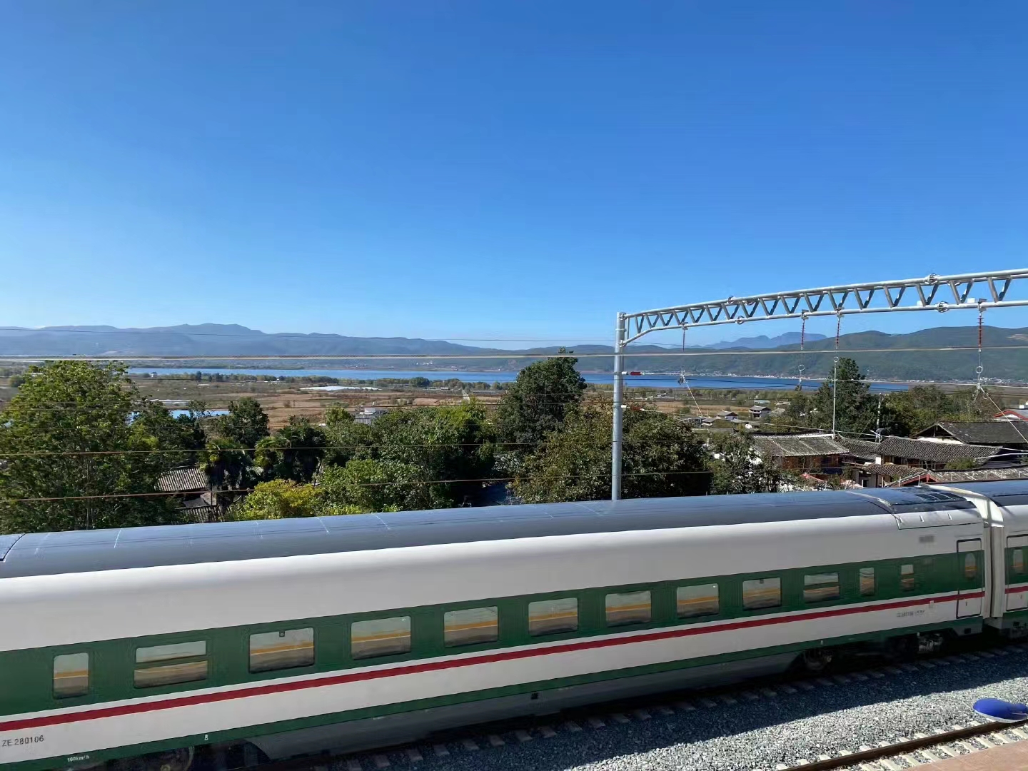 时间定了！丽香铁路11月26日开通运营，两地间最快1小时18分可达 (5).jpg