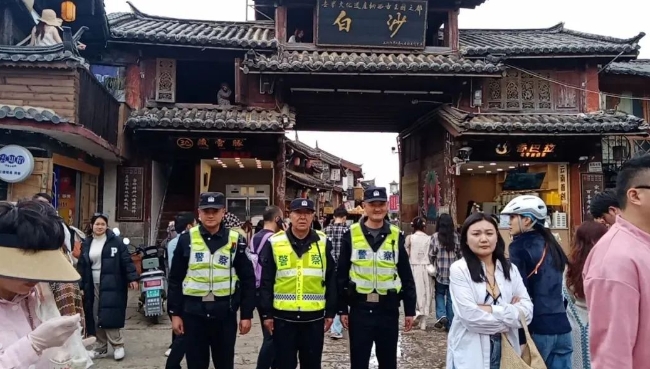 “五一”假期即将收官 丽江多举措提升游客体验感 (1).png