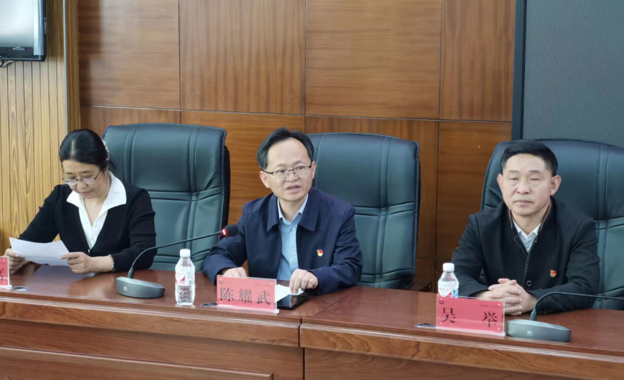 任宏专家团队工作站落户丽江市人民医院  专注心理健康和精神卫生服务3.jpg