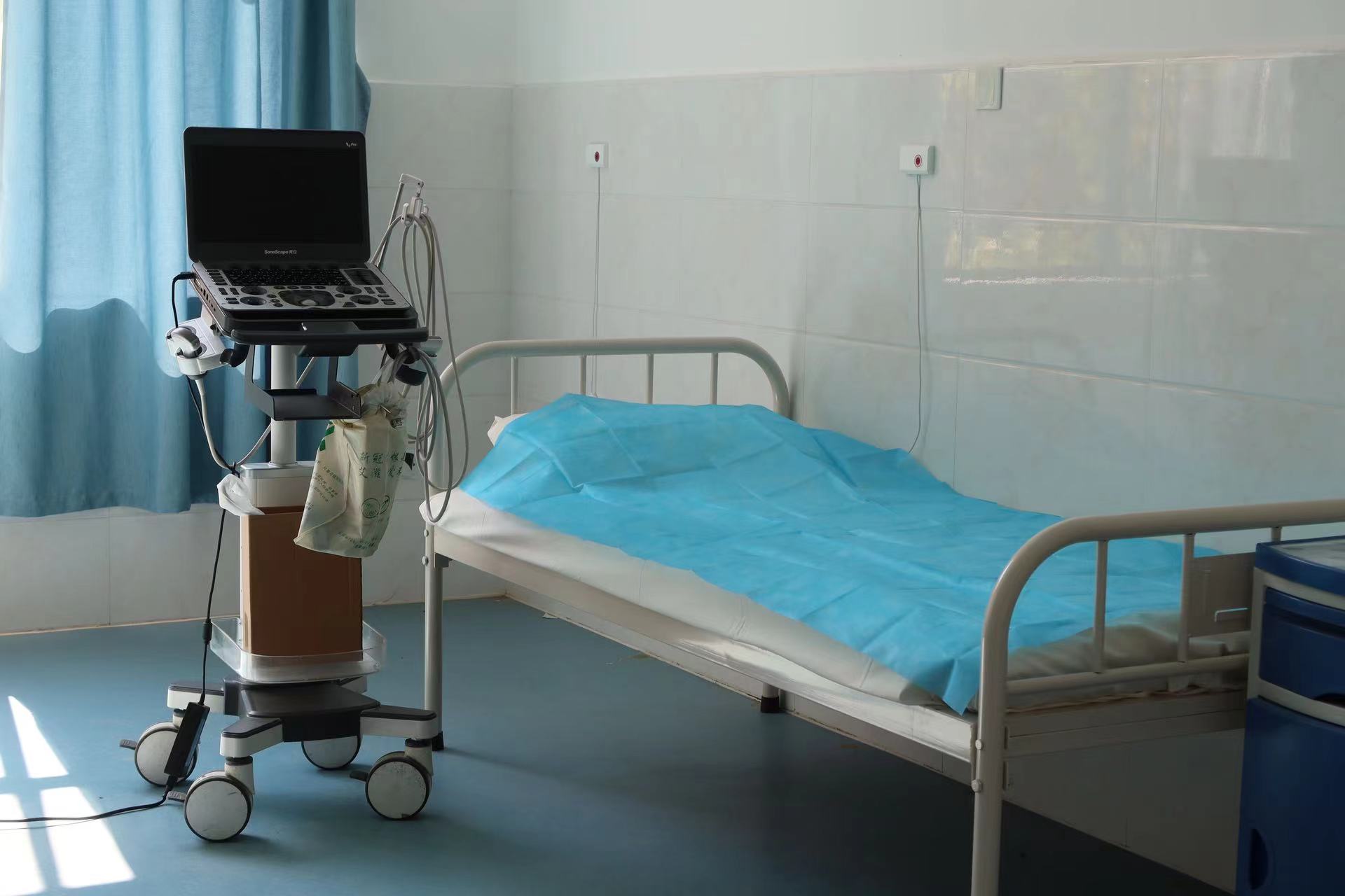 丽江市第二人民医院金山院区正式开业  守护市民心理健康 (10).jpg