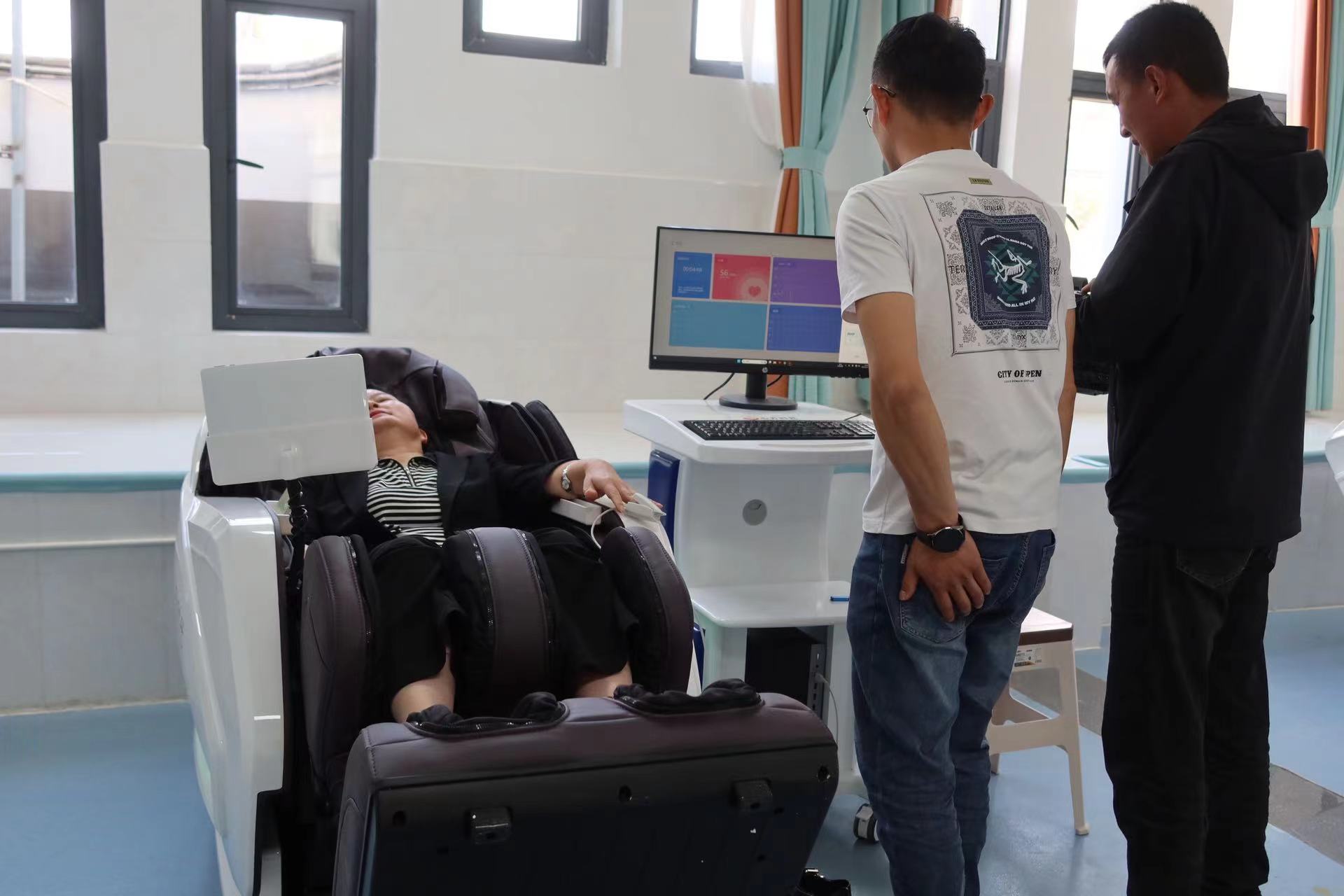 丽江市第二人民医院金山院区正式开业  守护市民心理健康 (13).jpg