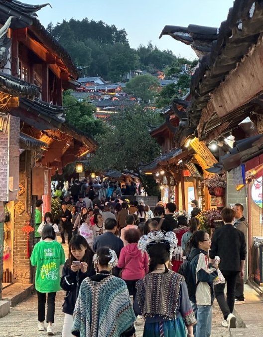 江古城的夜，宁静与喧嚣、古老与现代的完美融合 (4).png