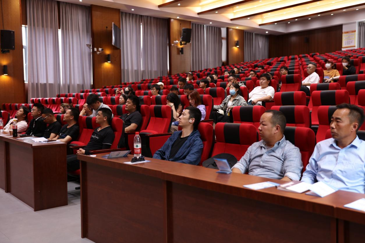 文旅融合新策略 古城区旅拍行业高质量发展与税收管理新动向4.png