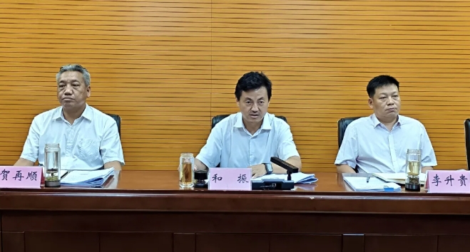 华坪县吹响清风正气号角，铁腕整治不正之风与腐败顽疾 (1).png