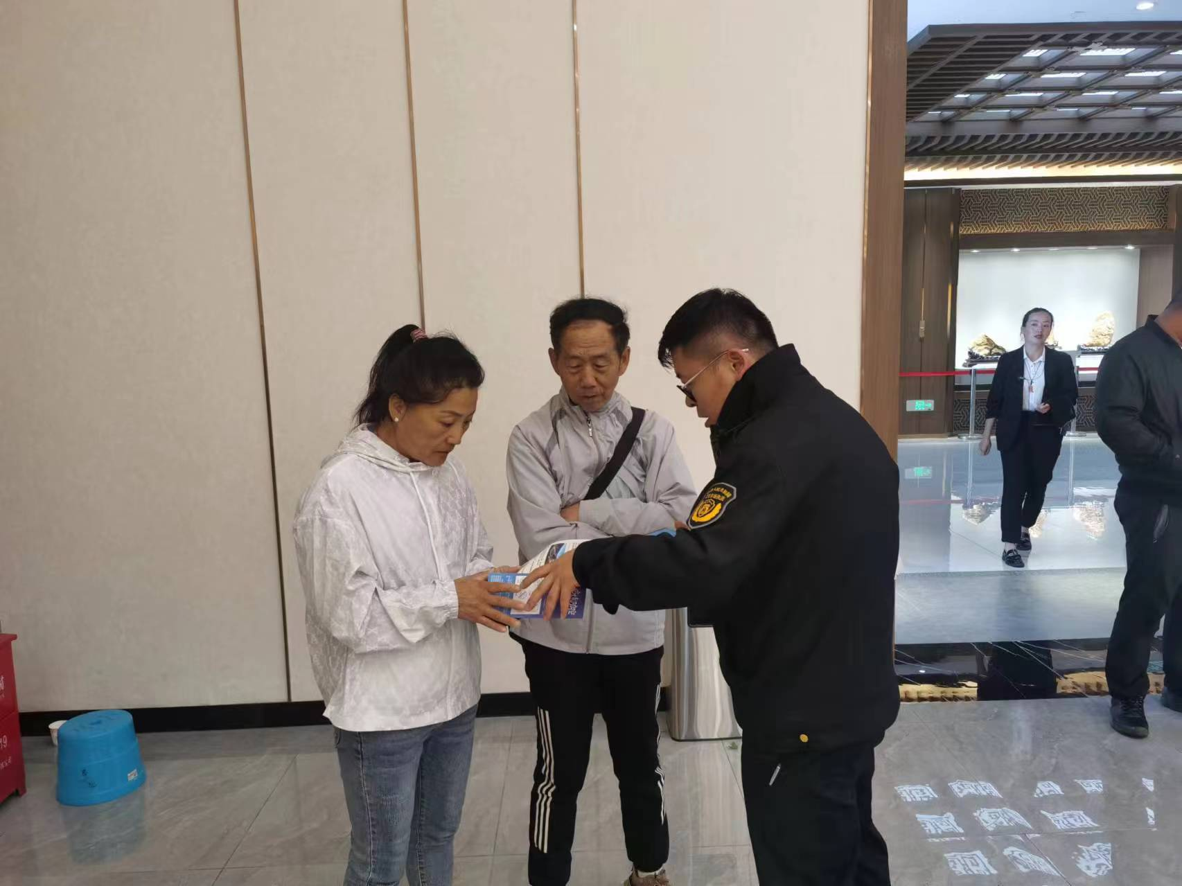 丽江启动暑期旅游市场联合执法行动 全力保障游客权益03.png