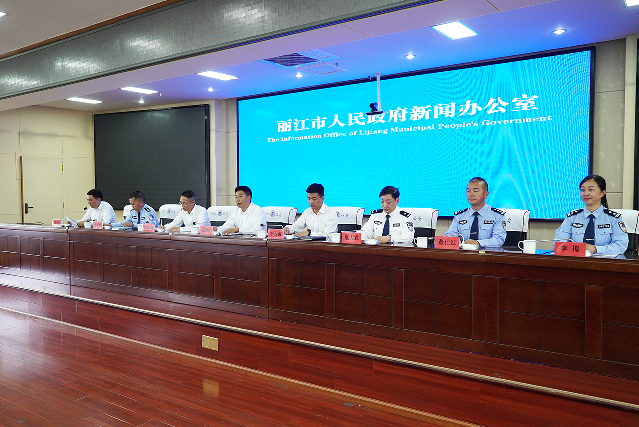 即日起，丽江三义国际机场航空口岸144小时过境免签 (2).jpg