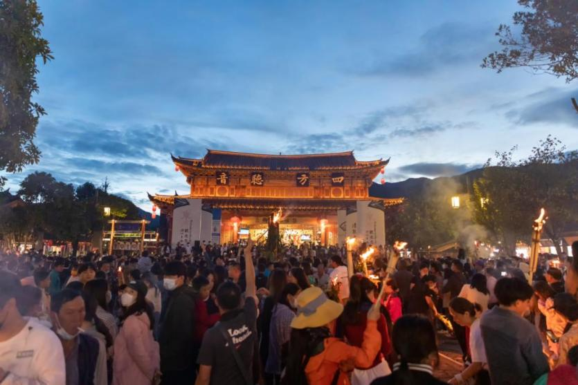 束河火把节活动来咯 萤火集市摊位招募中点亮你的创意摊位 5.png