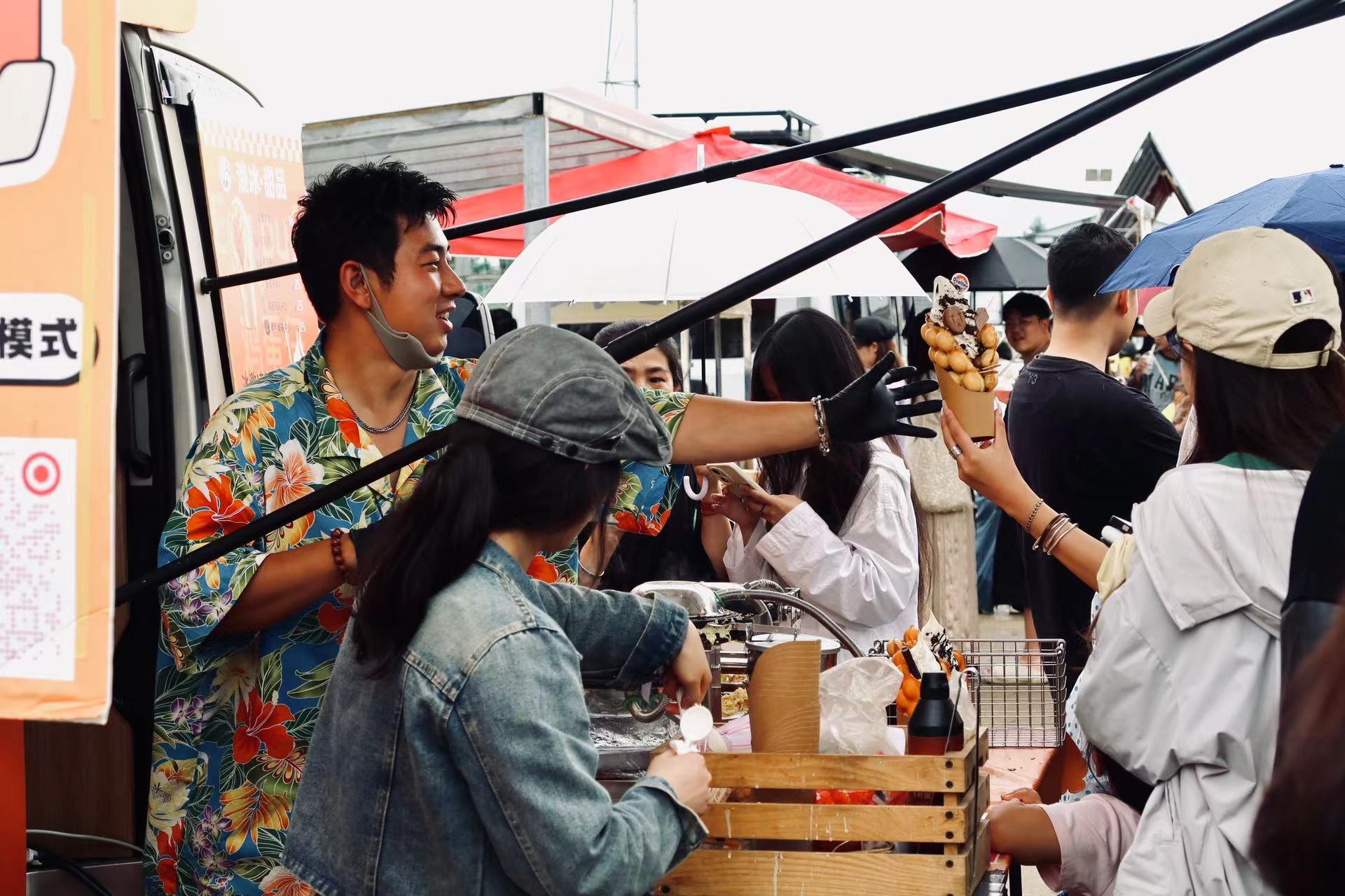 荒野之国创新诠释丽江艺术火把节  非传统，超好玩！ (7).jpg